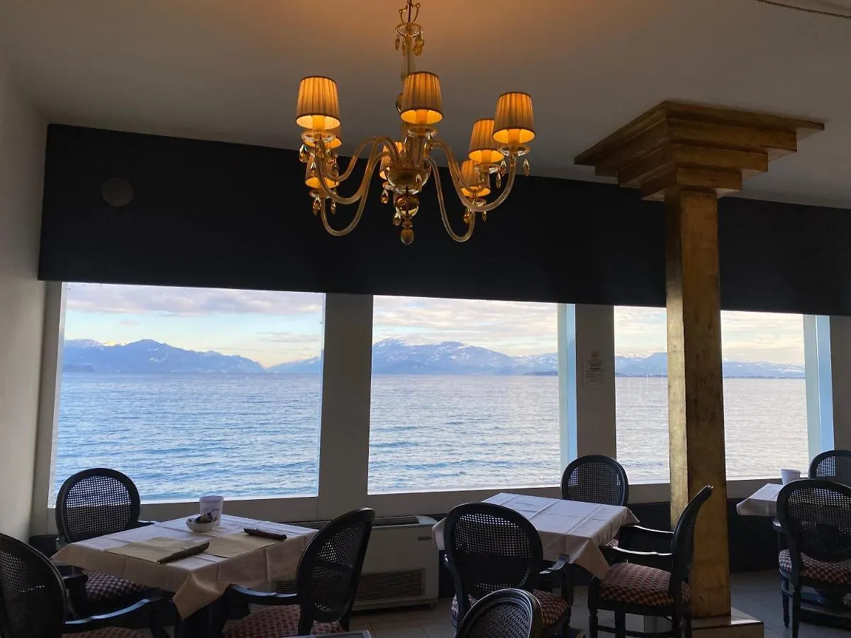 ****  Hotel Estee Desenzano del Garda Italy
