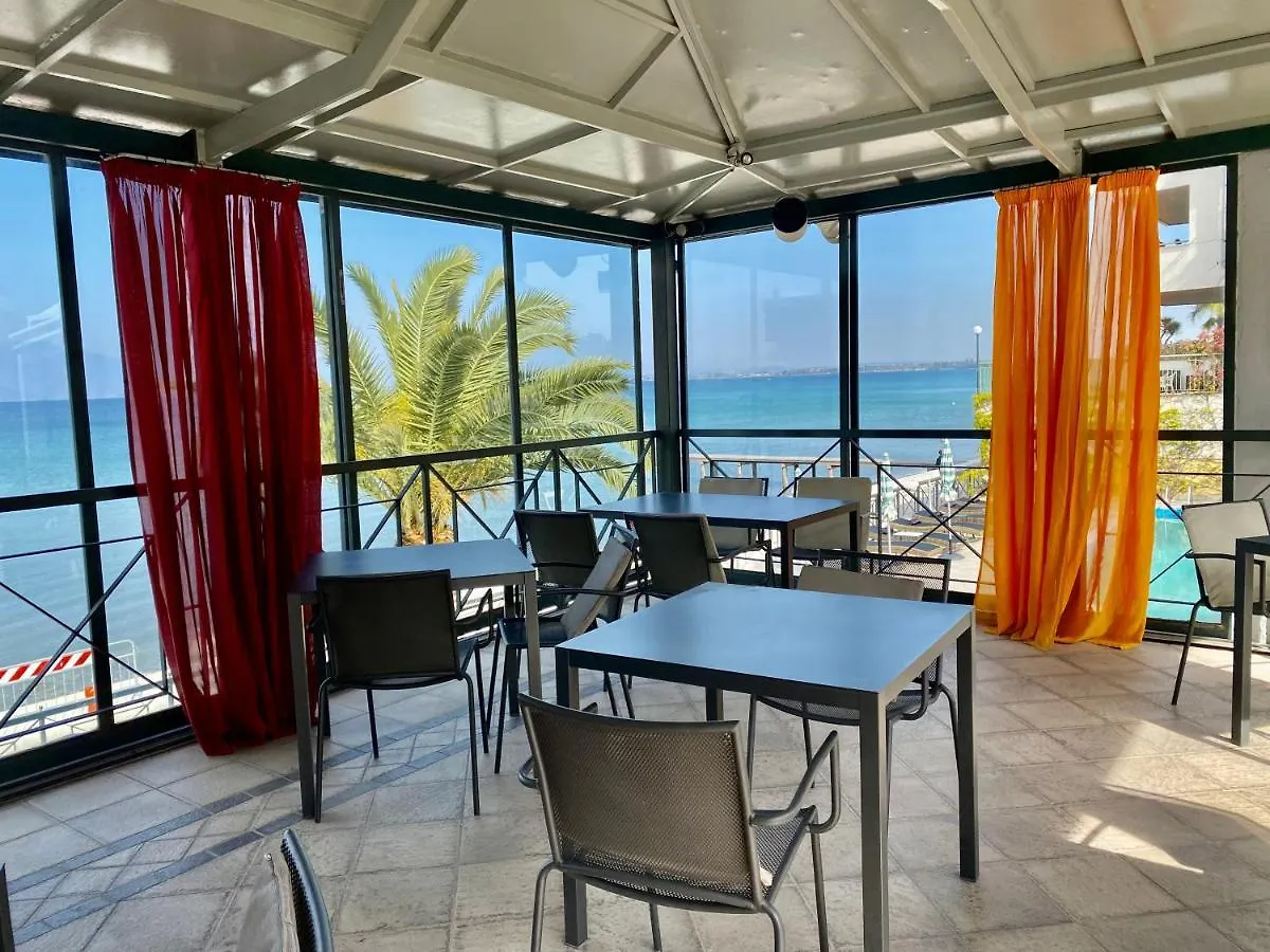 Hotel Estee Desenzano del Garda