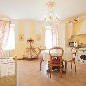 Apartment Relais De La Place, Desenzano del Garda