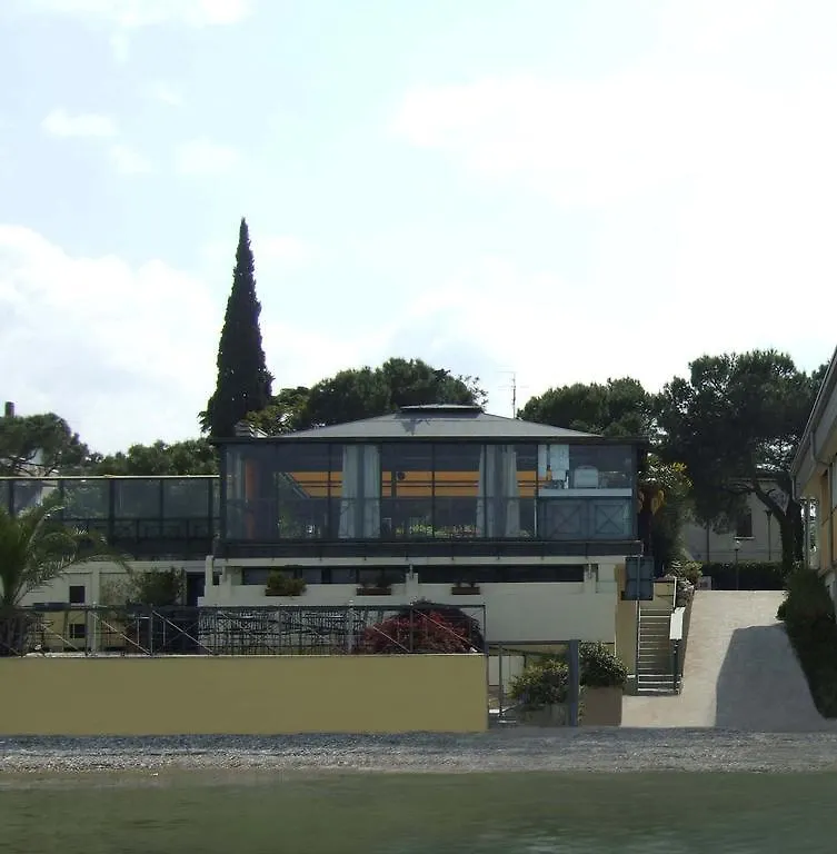 ****  Hotel Estée Desenzano del Garda Italia