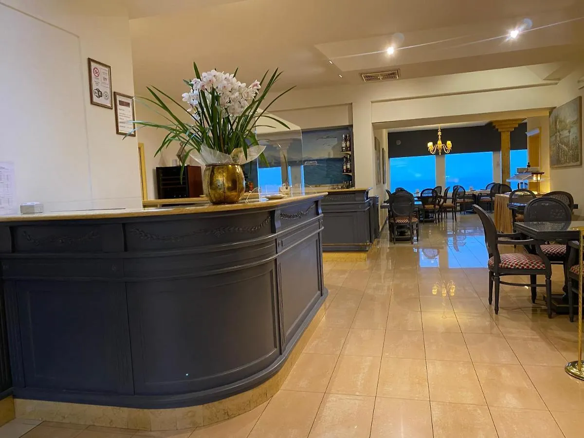 Hotel Estee Desenzano del Garda
