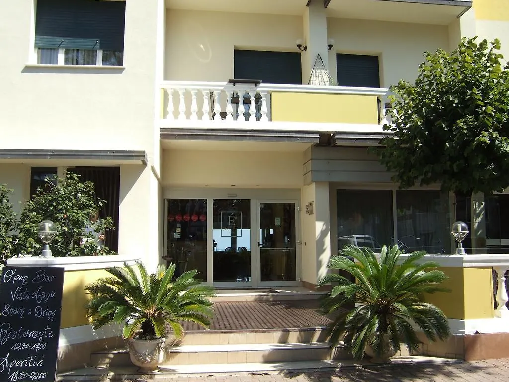Hotel Estee Desenzano del Garda